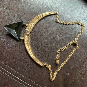 Vintage Jewelry - Vintage gold and black triangle collar necklace Vintage Jewelry - Vintage gold and black triangle collar necklace